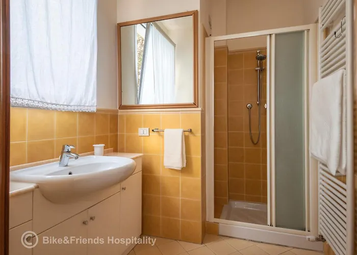 Gatto Errante بيزارو